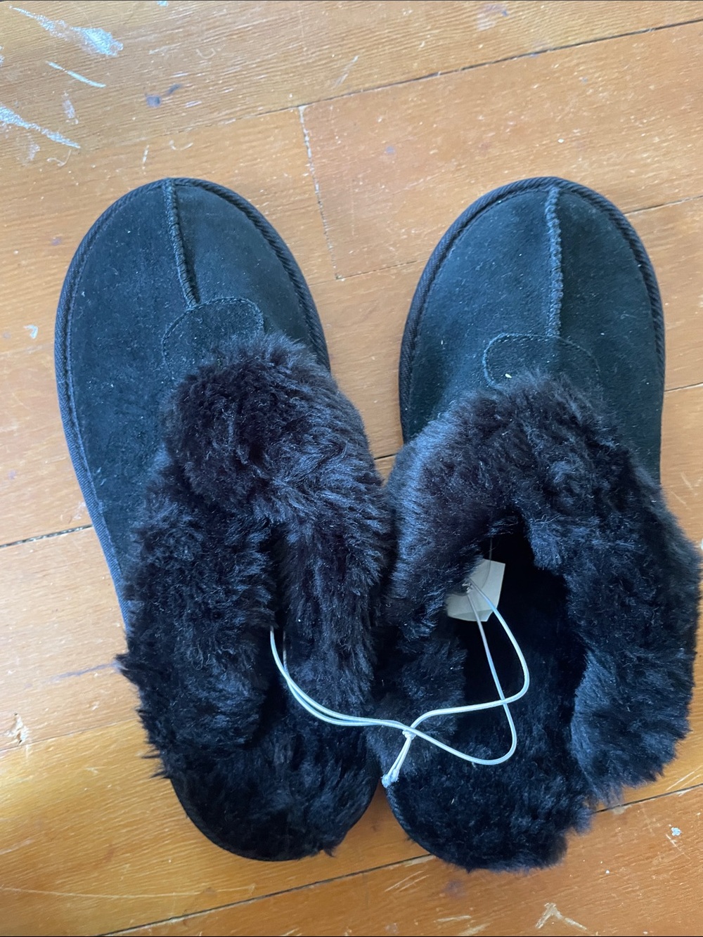 Women's Black Faux-Fur Lined Slip-On Slippers